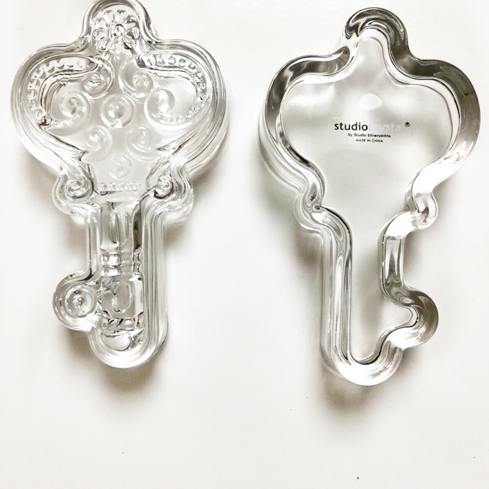 Studio Silversmiths Key Cut Crystal Jewelry Trinket Storage Box Clear Crystal - Picture 3 of 5